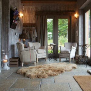 Plytki wapienne jodelka parkiet kamienny bezowe piaskowane na zewnątrz Limestone kalksteinfliese naturstein antik naturstein vápencovádlažba Hurtownia Kamienia Mia Urbo Stone Rother