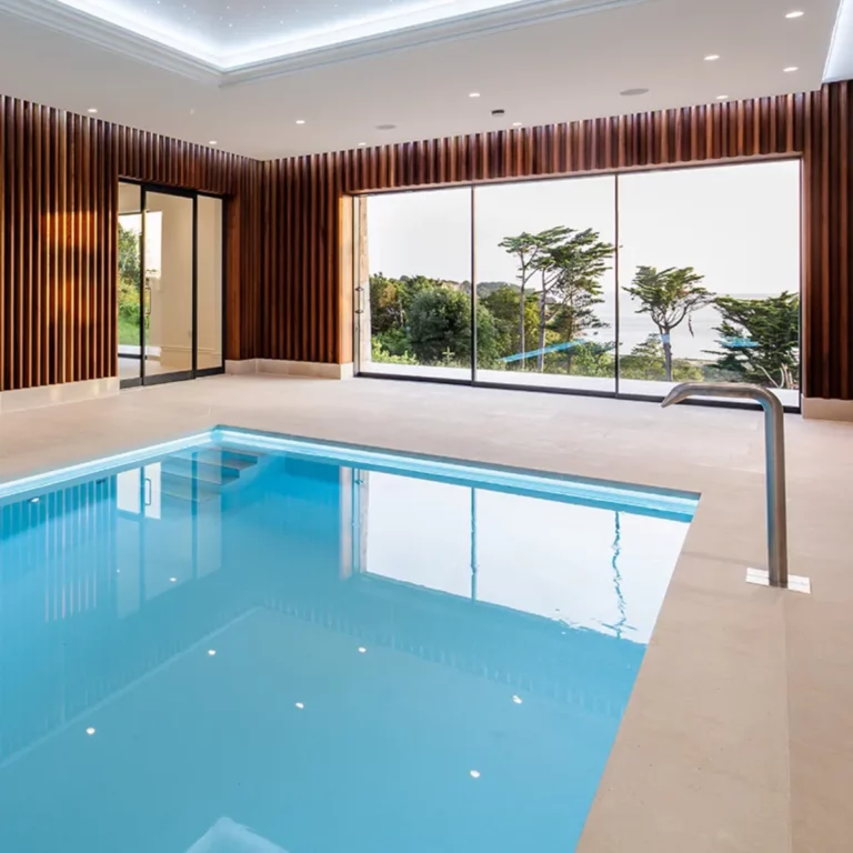 Wapien Bezowe Plytki wapienne Dee Piaskowane antyposlizgowe basenowe postarzane bebnowane hurtownia kamienia Mia Urbo Limestone tiles Kalkstein Fliesen vapencove dlazby Kalkakmeni