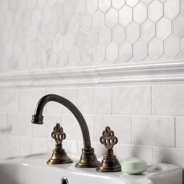 Marmurowa listwa przypodłogowa dekoracyjna boazeria biala szara Calacatta plytki elewacyjne hurtownia kamienia Mia Urbo Marmor Mosaike Marmuro mozaikos Mramorové mozaiky Мармурові мозаїки HUDSON