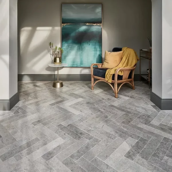 Parkiet kamienny w jodelke Płytki wapienne szare matowe Limestone kalksteinfliese naturstein antik naturstein vápencovádlažba Hurtownia Kamienia Mia Urbo Stone Goethe