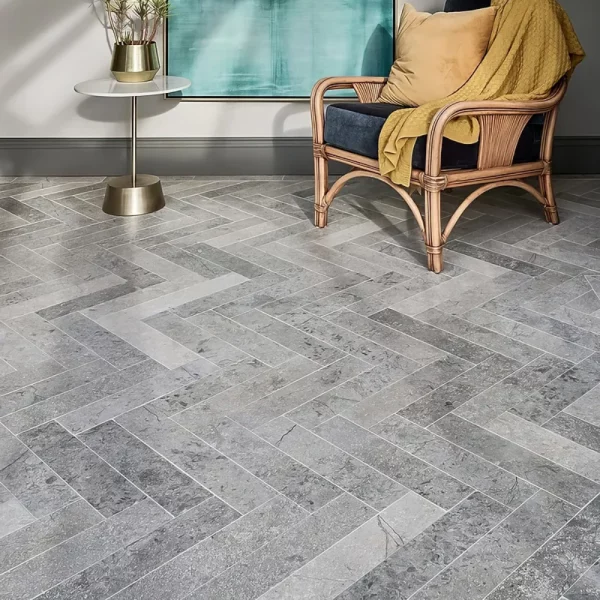 Parkiet kamienny w jodelke Płytki wapienne szare matowe Limestone kalksteinfliese naturstein antik naturstein vápencovádlažba Hurtownia Kamienia Mia Urbo Stone Goethe