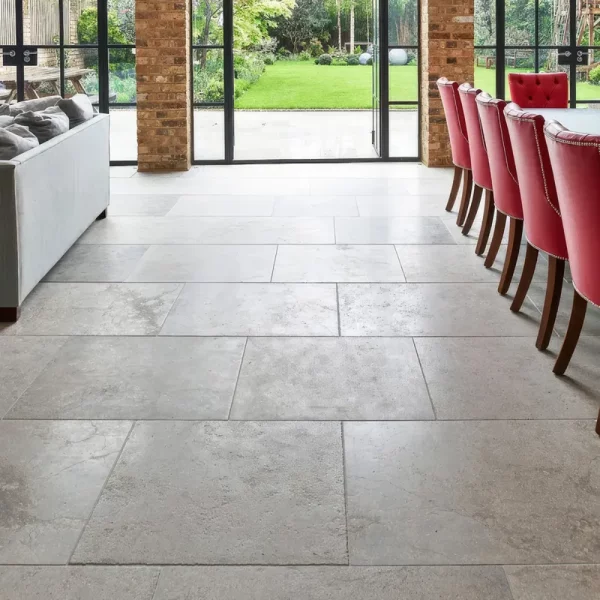 Parkiet kamienny w jodelke Płytki wapienne szare matowe Limestone kalksteinfliese naturstein antik naturstein vápencovádlažba Hurtownia Kamienia Mia Urbo Stone Goethe