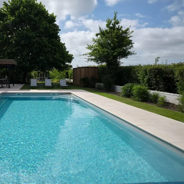 Plytki wapienne kamienne bezowe rustykalne postarzane antypoślizgowe antykowane Limestone kalksteinfliese naturstein antik naturstein vápencovádlažba Hurtownia Kamienia Mia Urbo Stone Hackney Piaskowany