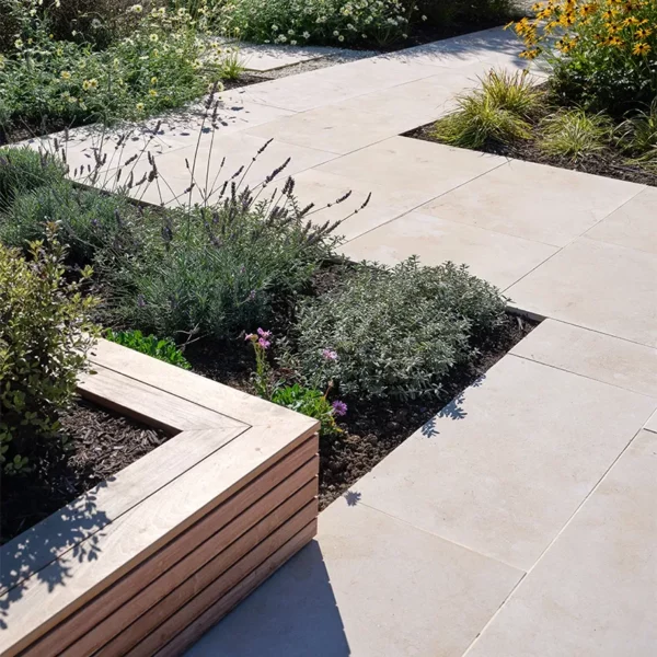 Wapien Bezowe Plytki wapienne Dee Piaskowane antyposlizgowe basenowe postarzane bebnowane hurtownia kamienia Mia Urbo Limestone tiles Kalkstein Fliesen vapencove dlazby Kalkakmeni