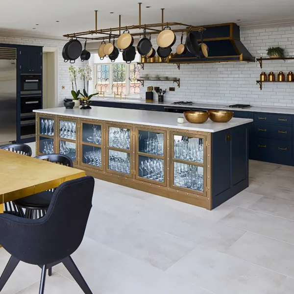 Wapien Bezowe Plytki wapienne Dee Piaskowane antyposlizgowe basenowe postarzane bebnowane hurtownia kamienia Mia Urbo Limestone tiles Kalkstein Fliesen vapencove dlazby Kalkakmeni